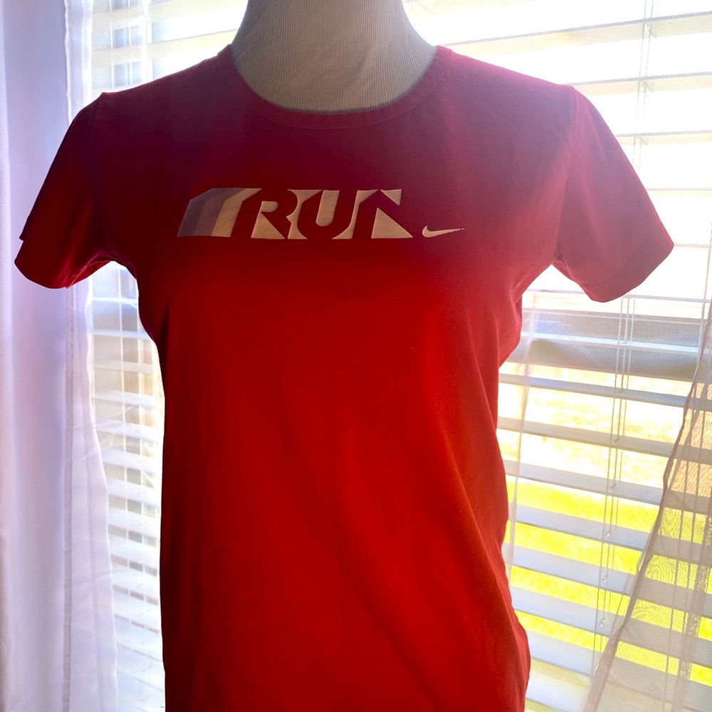 Red Nike Run T-shirt for women